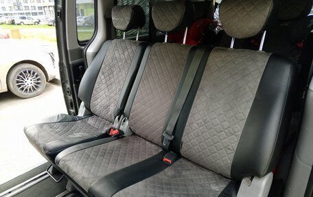 Hyundai H-1 II рестайлинг, 2011 год, 1 600 000 рублей, 23 фотография