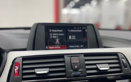 BMW 3 серия, 2018 год, 2 600 000 рублей, 15 фотография