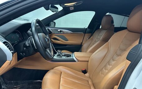 BMW 8 серия, 2022 год, 6 445 000 рублей, 17 фотография