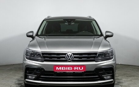 Volkswagen Tiguan II, 2020 год, 3 099 000 рублей, 2 фотография