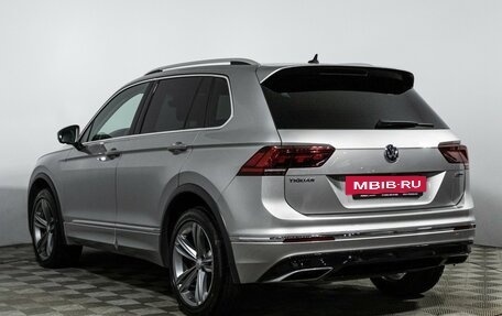 Volkswagen Tiguan II, 2020 год, 3 099 000 рублей, 7 фотография