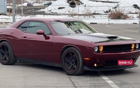 Dodge Challenger III рестайлинг 2, 2019 год, 4 350 000 рублей, 15 фотография