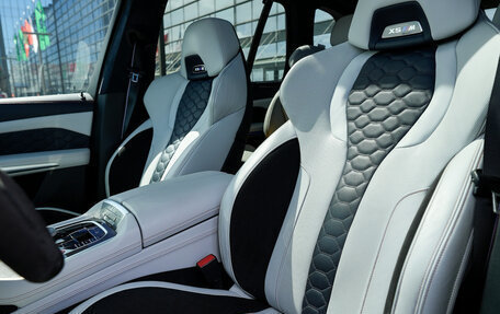 BMW X5 M, 2021 год, 14 400 000 рублей, 15 фотография