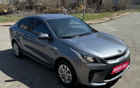 KIA Rio IV, 2017 год, 1 100 000 рублей, 3 фотография