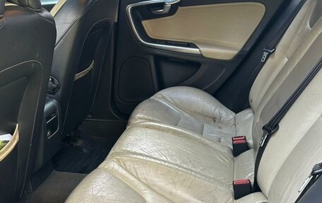 Volvo S60 III, 2011 год, 650 000 рублей, 12 фотография