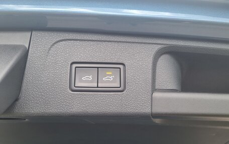 Volkswagen Passat B8 рестайлинг, 2017 год, 2 200 000 рублей, 17 фотография