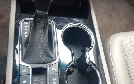 KIA Carnival III, 2018 год, 2 650 000 рублей, 6 фотография