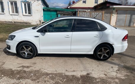Volkswagen Polo VI (EU Market), 2016 год, 740 000 рублей, 2 фотография