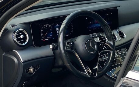 Mercedes-Benz E-Класс, 2021 год, 2 750 000 рублей, 16 фотография