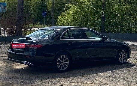 Mercedes-Benz E-Класс, 2021 год, 2 750 000 рублей, 10 фотография