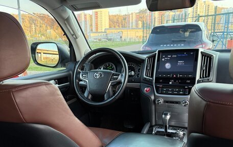 Toyota Land Cruiser 200, 2019 год, 7 200 000 рублей, 14 фотография