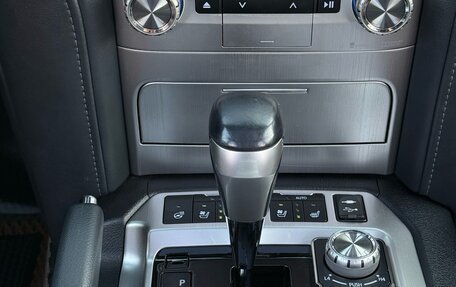 Toyota Land Cruiser 200, 2019 год, 7 200 000 рублей, 12 фотография