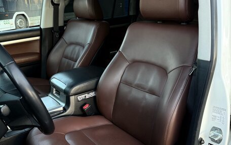 Toyota Land Cruiser 200, 2019 год, 7 200 000 рублей, 11 фотография