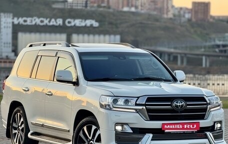 Toyota Land Cruiser 200, 2019 год, 7 200 000 рублей, 4 фотография