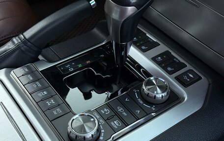 Toyota Land Cruiser 200, 2019 год, 7 200 000 рублей, 18 фотография