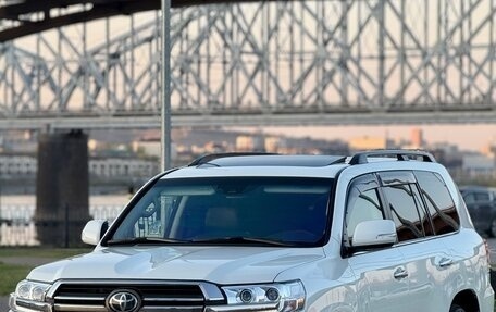 Toyota Land Cruiser 200, 2019 год, 7 200 000 рублей, 27 фотография