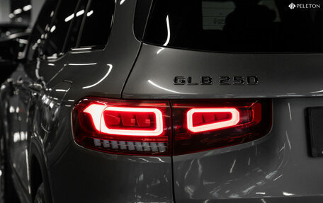 Mercedes-Benz GLB, 2021 год, 3 900 000 рублей, 25 фотография
