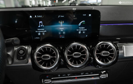 Mercedes-Benz GLB, 2021 год, 3 900 000 рублей, 18 фотография