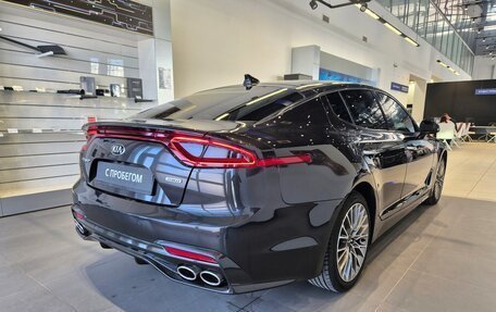 KIA Stinger I, 2018 год, 2 590 005 рублей, 4 фотография