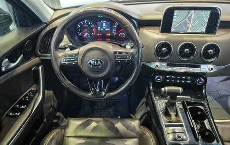 KIA Stinger I, 2018 год, 2 590 005 рублей, 16 фотография