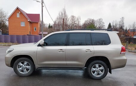 Toyota Land Cruiser 200, 2010 год, 2 750 000 рублей, 3 фотография