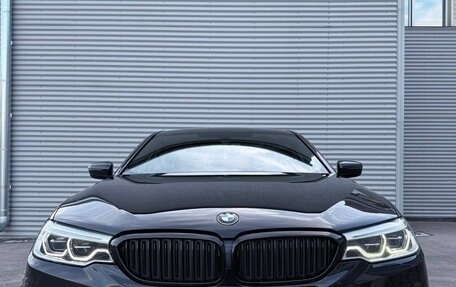 BMW 5 серия, 2019 год, 4 800 000 рублей, 2 фотография