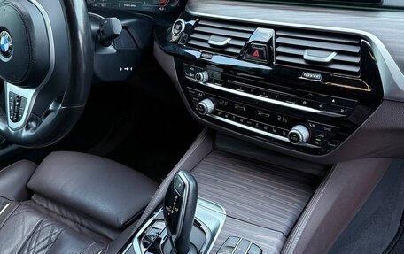 BMW 5 серия, 2019 год, 4 800 000 рублей, 12 фотография