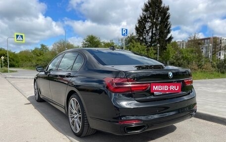 BMW 7 серия, 2015 год, 3 550 000 рублей, 4 фотография