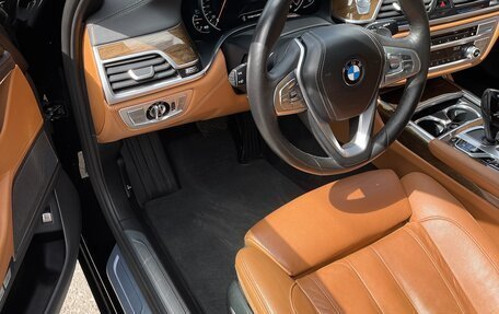 BMW 7 серия, 2015 год, 3 550 000 рублей, 15 фотография
