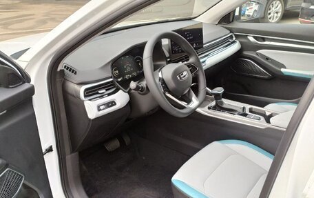 Geely Emgrand, 2024 год, 2 663 990 рублей, 9 фотография