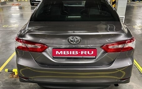 Toyota Camry, 2019 год, 2 200 000 рублей, 5 фотография