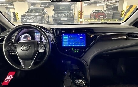 Toyota Camry, 2019 год, 2 200 000 рублей, 9 фотография