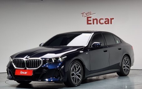 BMW 5 серия, 2024 год, 6 124 500 рублей, 19 фотография