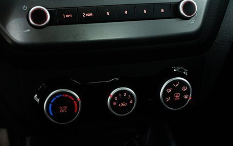 KIA Rio III рестайлинг, 2016 год, 1 198 000 рублей, 21 фотография