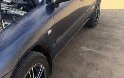 Mitsubishi Carisma I, 2001 год, 300 000 рублей, 1 фотография
