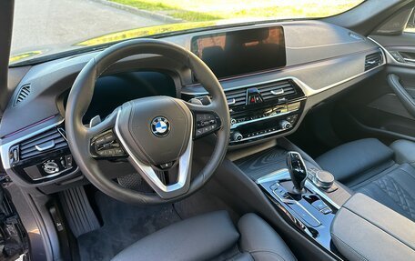 BMW 5 серия, 2023 год, 6 200 000 рублей, 10 фотография