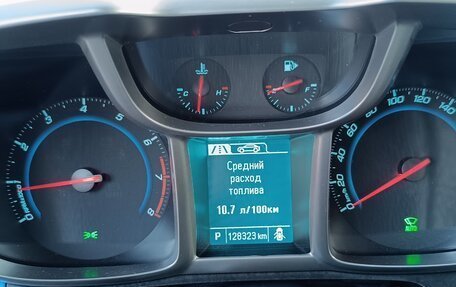 Chevrolet Orlando I, 2012 год, 1 295 000 рублей, 21 фотография