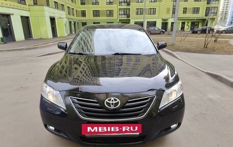 Toyota Camry, 2007 год, 690 000 рублей, 2 фотография