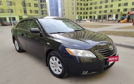 Toyota Camry, 2007 год, 690 000 рублей, 3 фотография