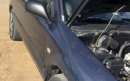 Mitsubishi Carisma I, 2001 год, 300 000 рублей, 3 фотография