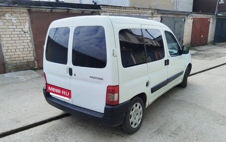 Peugeot Partner II рестайлинг 2, 2011 год, 465 000 рублей, 3 фотография