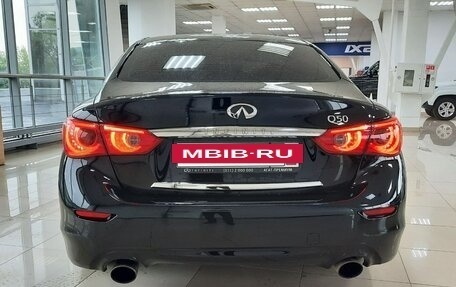 Infiniti Q50 I рестайлинг, 2014 год, 1 350 000 рублей, 3 фотография