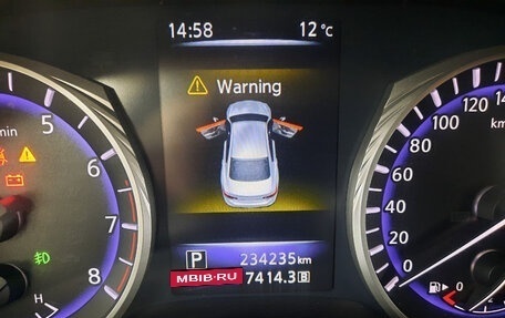 Infiniti Q50 I рестайлинг, 2014 год, 1 350 000 рублей, 13 фотография