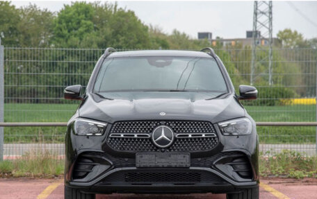Mercedes-Benz GLE, 2024 год, 16 600 000 рублей, 2 фотография