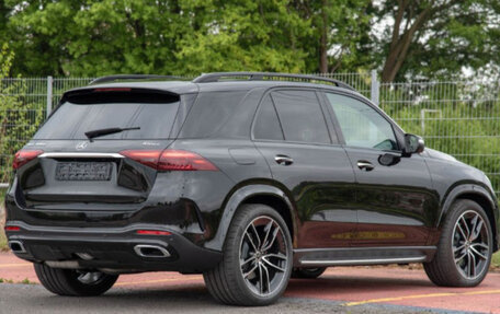 Mercedes-Benz GLE, 2024 год, 16 600 000 рублей, 3 фотография