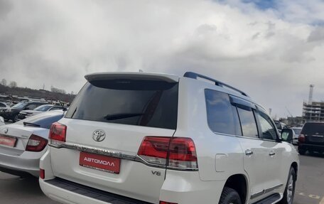 Toyota Land Cruiser 200, 2017 год, 6 750 000 рублей, 6 фотография