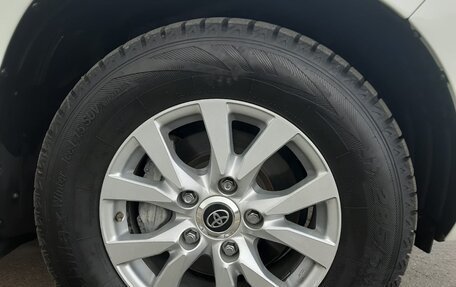 Toyota Land Cruiser 200, 2017 год, 6 750 000 рублей, 14 фотография