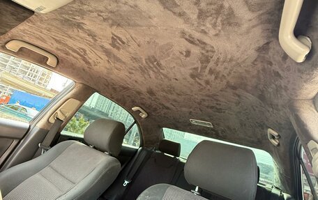 Toyota Avensis III рестайлинг, 2006 год, 530 000 рублей, 12 фотография