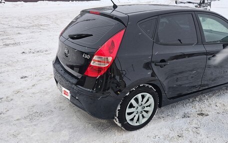 Hyundai i30 I, 2011 год, 750 000 рублей, 2 фотография