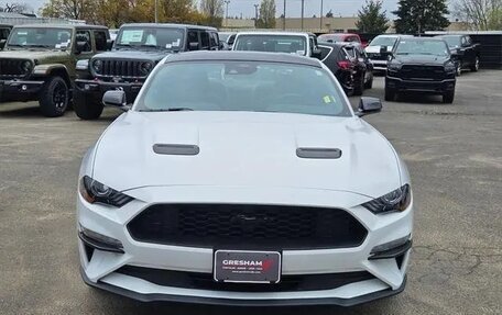Ford Mustang VI рестайлинг, 2022 год, 4 522 105 рублей, 2 фотография